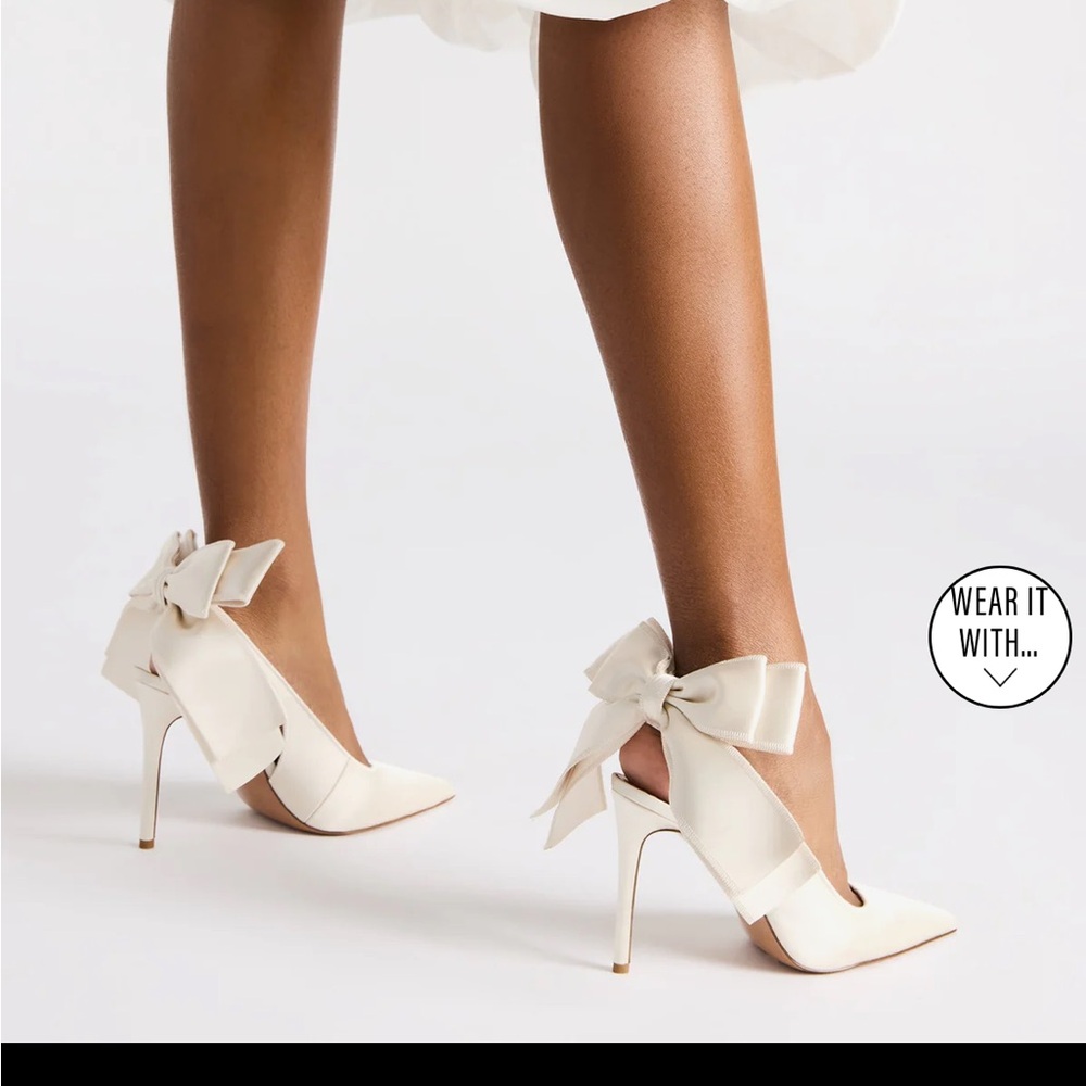 Steve Madden Cream Bow Heels